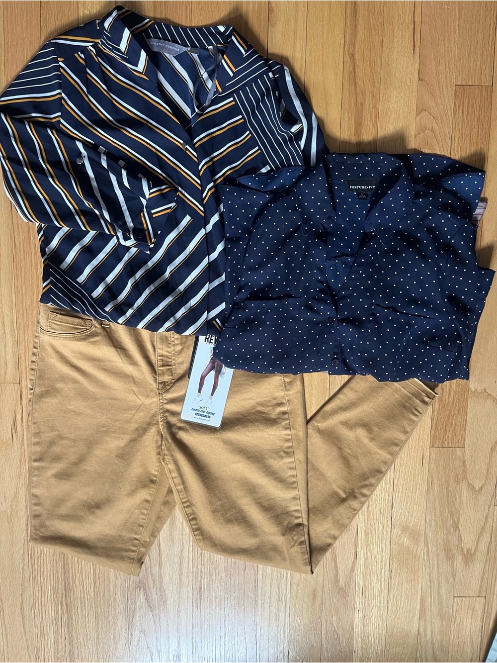 BUNDLE - Rewash Ultra Stretch Jeggings and two cute tops